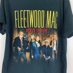 Fleetwood Mac Tops - Fleetwood Mac Concert T-shirt Fleetwood Mac Tops - Fleetwood Mac Concert T-shirt